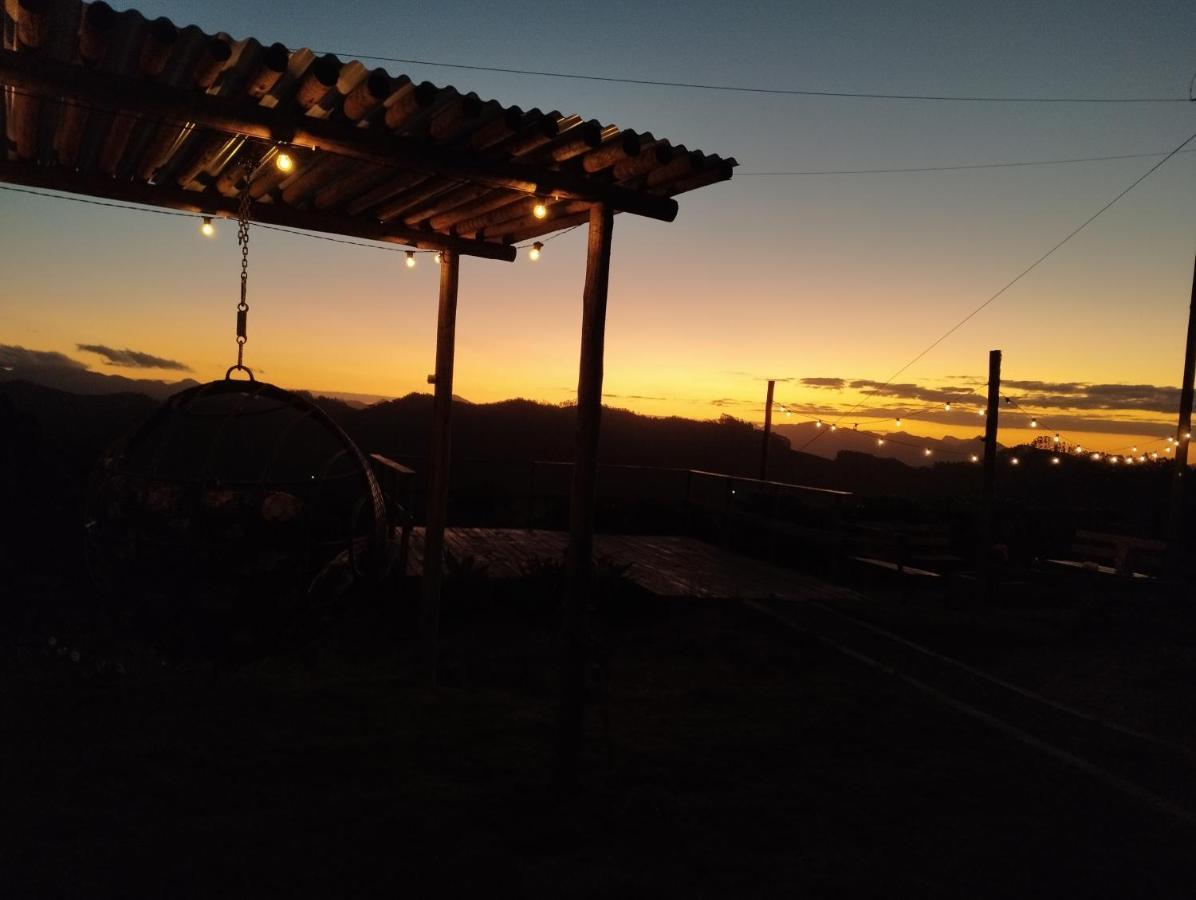 Chales Por Do Sol Caparao Velho Ngoại thất bức ảnh