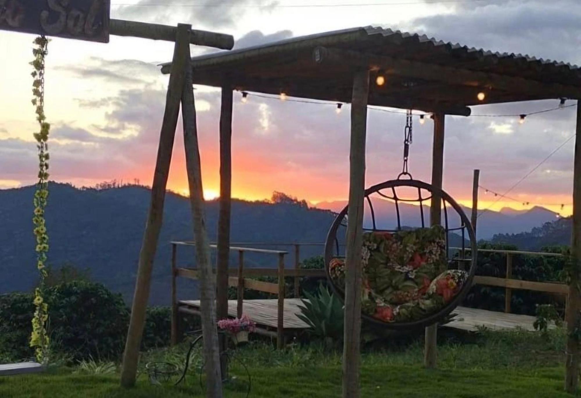 Chales Por Do Sol Caparao Velho Ngoại thất bức ảnh